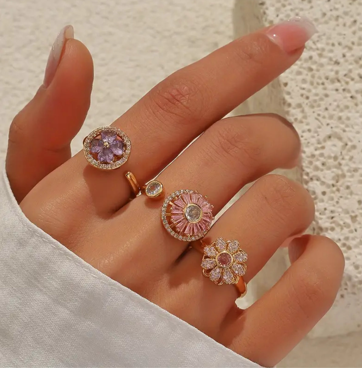 3-Piece Floral Spinner Ring Set