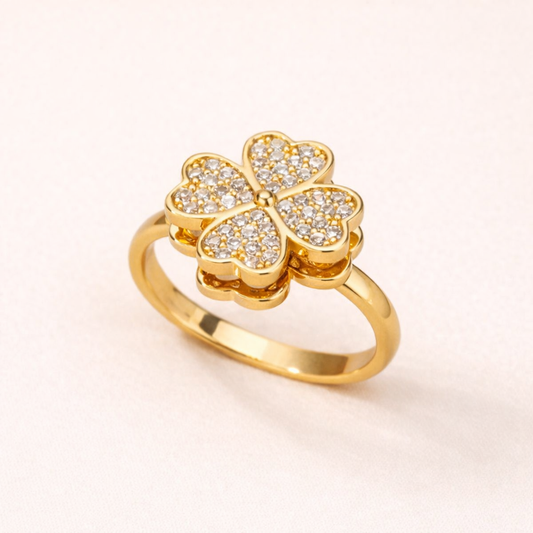Cloverleaf Spinner Ring
